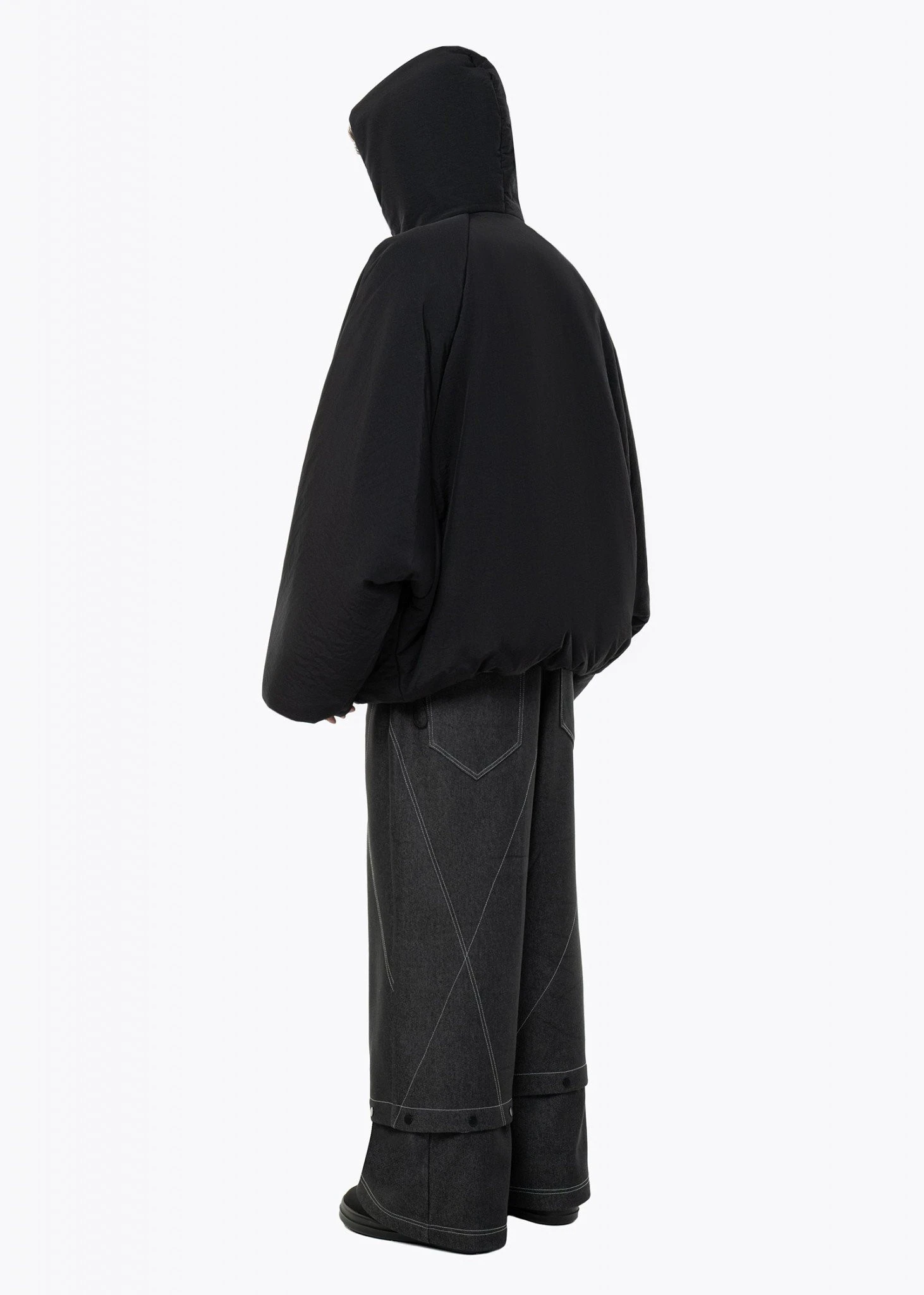 BLACKOUT BAT JACKET. BLACK