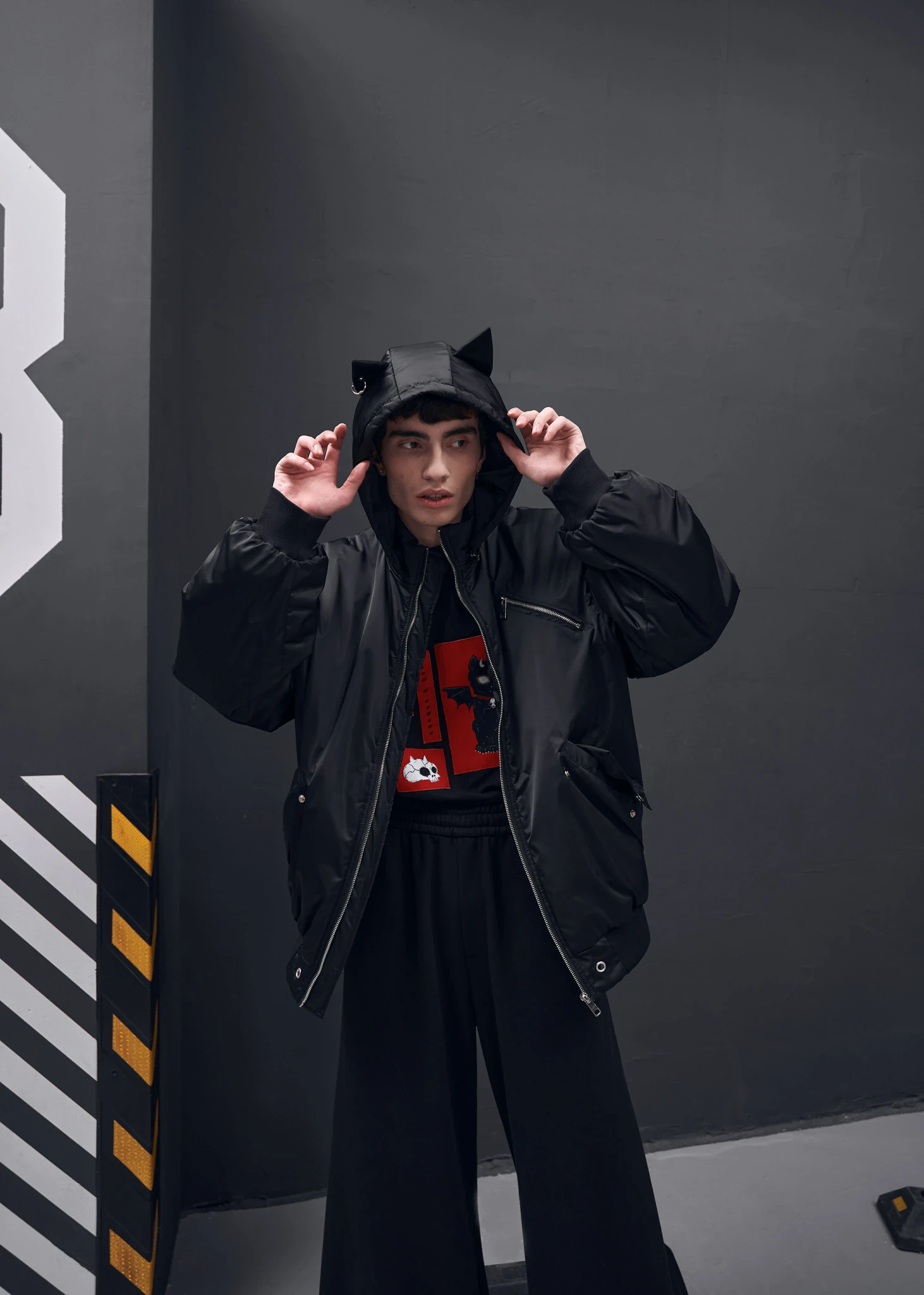 彫刻/オブジェ MEDICOM TOY - B-GIRL Down Jacket NAGAME BLACK MEDICOM TOY - B-GIRL Down Jacket NAGAME BLACK