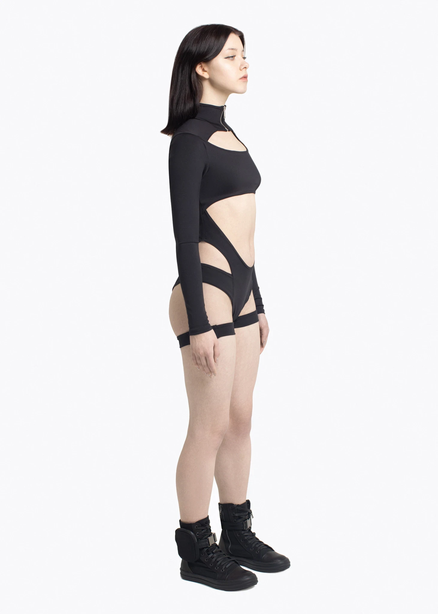 BODY SHIBUYA. BLACK