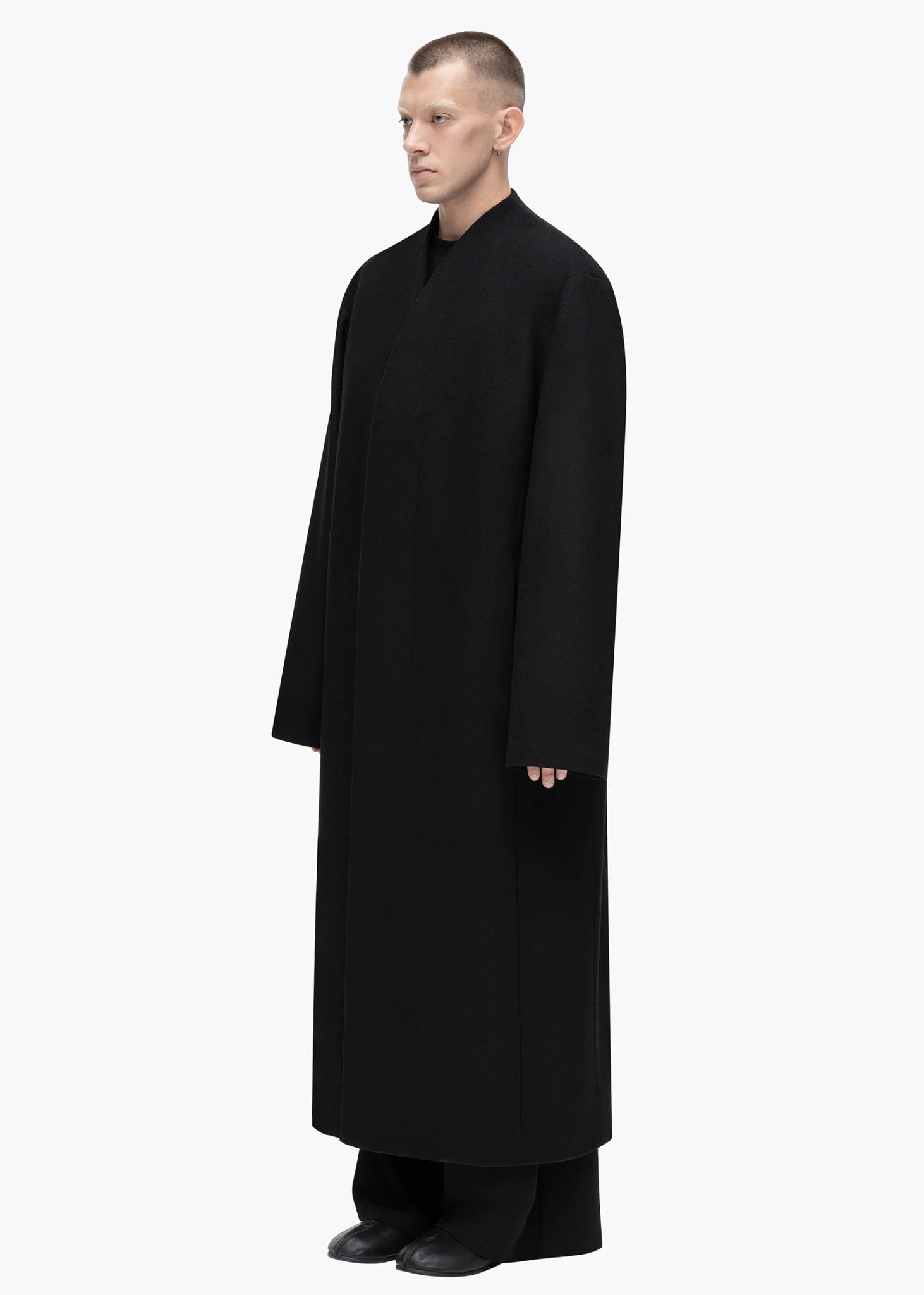 COAT IN ASIAN STYLE NEW CLASSIC. BLACK