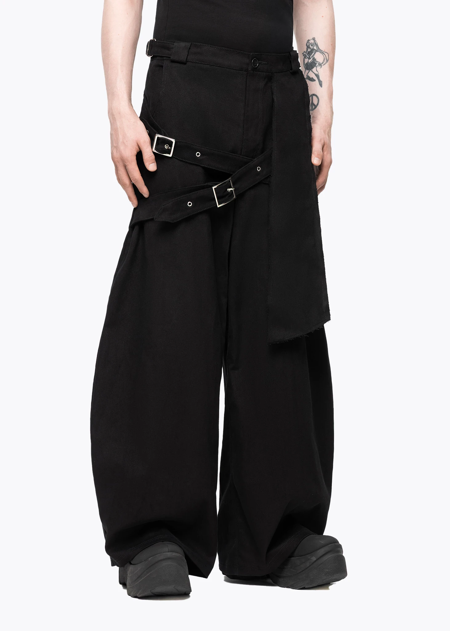 Basque Jeans JEANS WITH BELTS AND BASQUE AI.VANGARDEN. BLACK